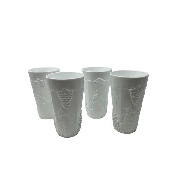 Indiana Colony Harvest Grape Milk Glass Tumblers Cups 5.75”  Vtg Set 4 Glasses - Picture 1 of 16